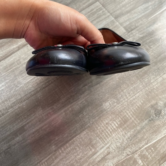 SOLD. Marc Jacobs Flats 8.5M - Picture 3 of 4